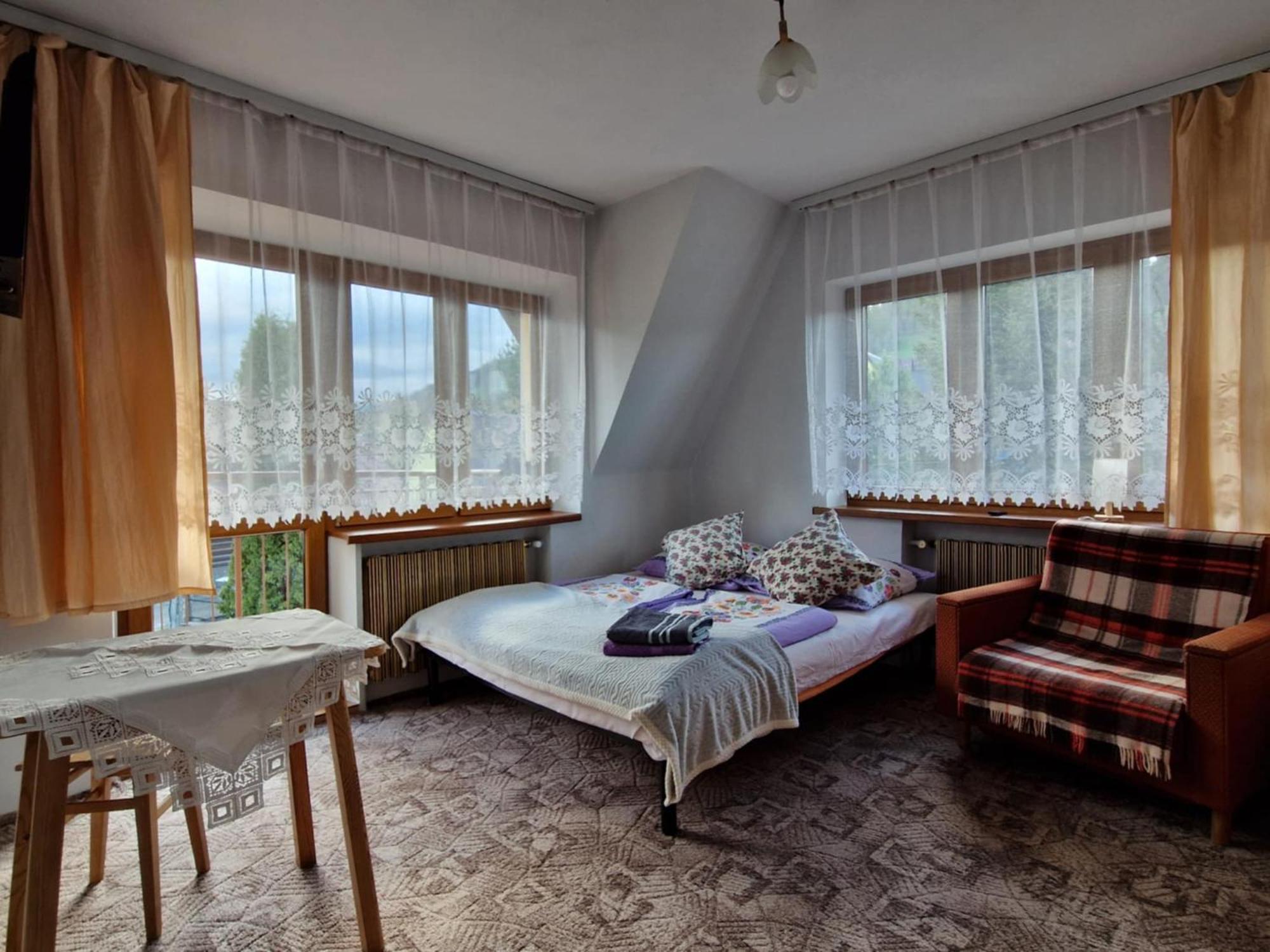 Pokoje Goscinne U Landy Poronin Bagian luar foto